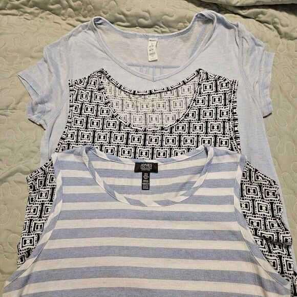 Womans Summer Tops Lot Of 3 Size M - Picture 1 of 6